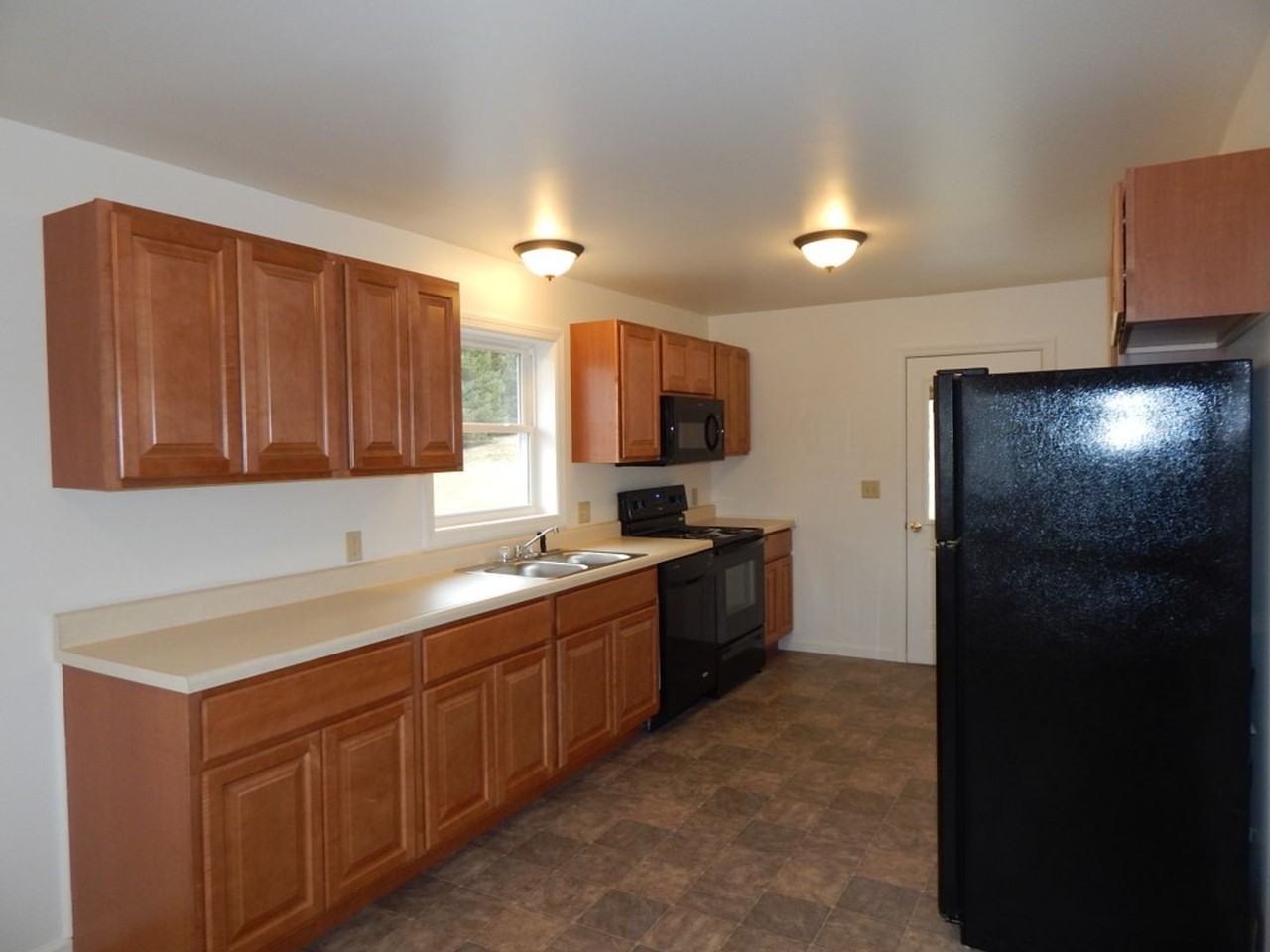 274 Forge Rd - Photo 3 of 8