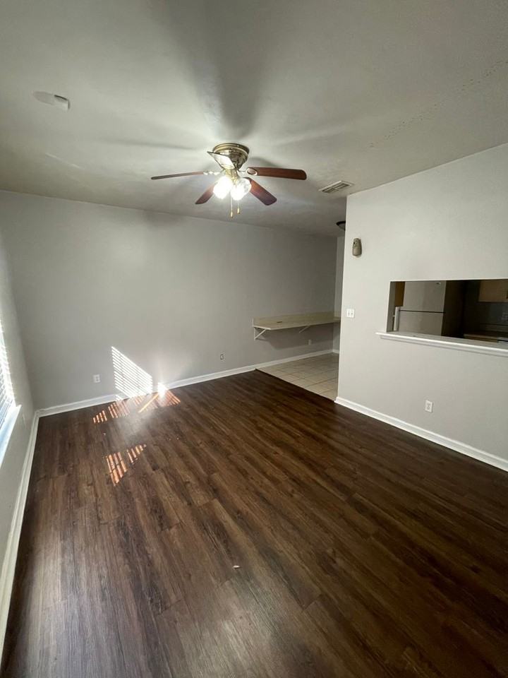 3100 Dian Rd - Photo 3 of 13