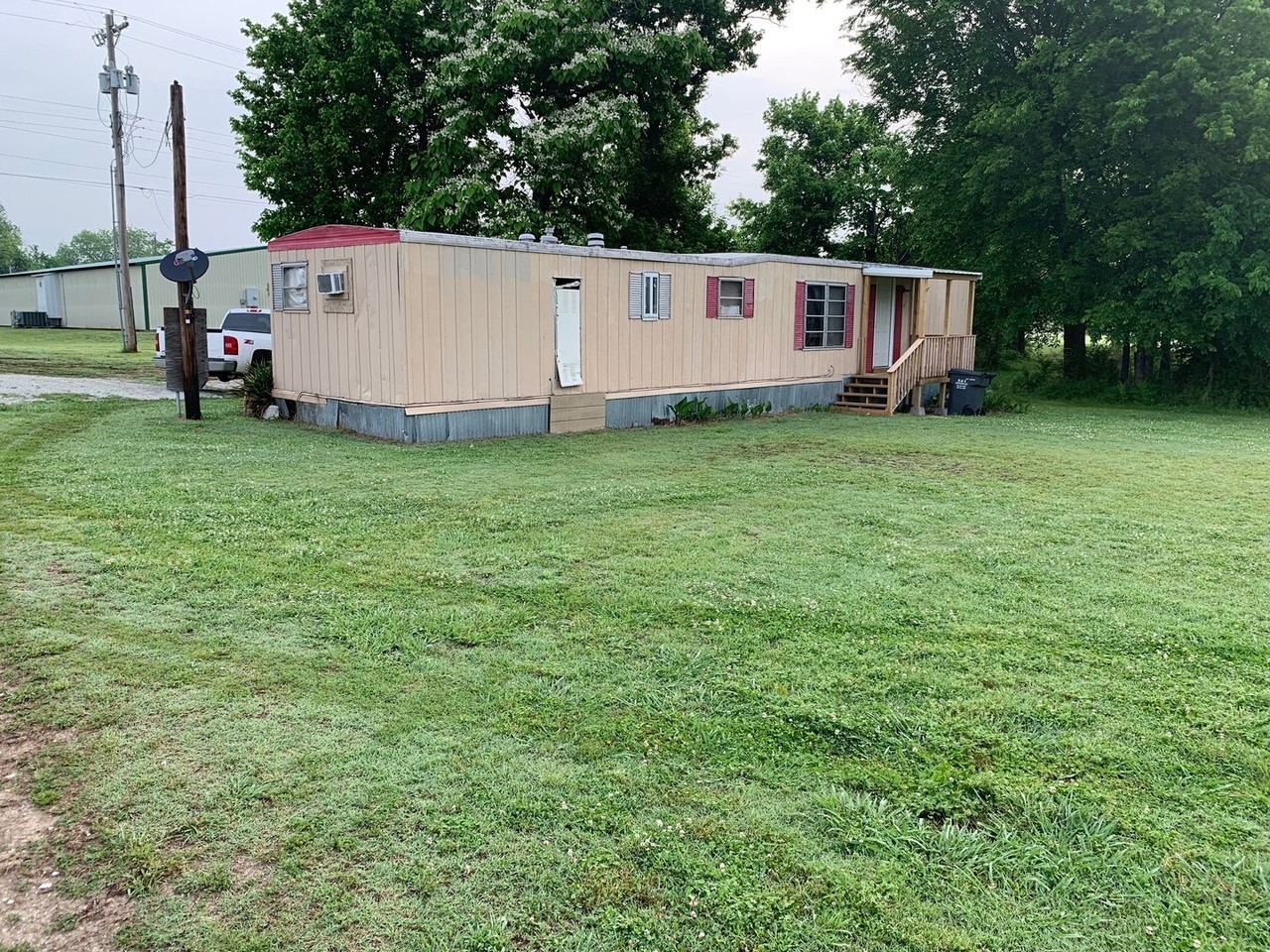 122 122 E 5- Stonewall - Photo 3 of 10