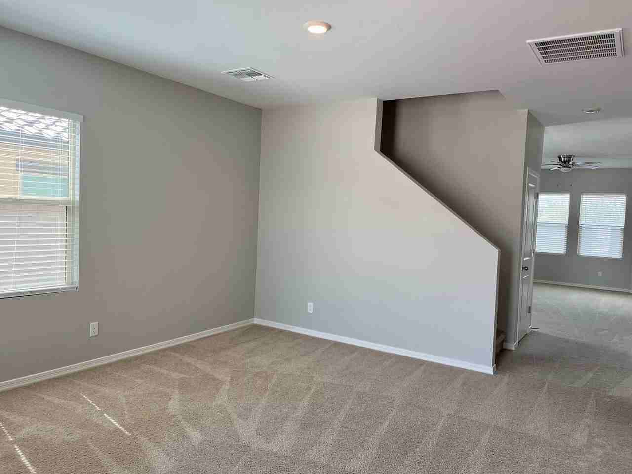 19555 W Badgett Ln - Photo 2 of 26