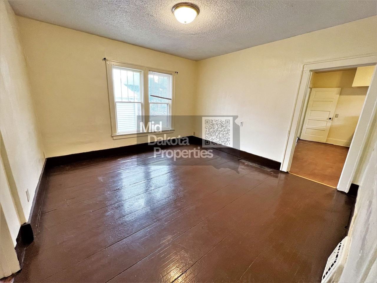 415 N Capital St - Photo 5 of 18