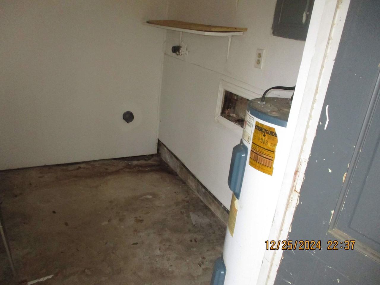 422 Kingswood Dr Apt A - Photo 4 of 5