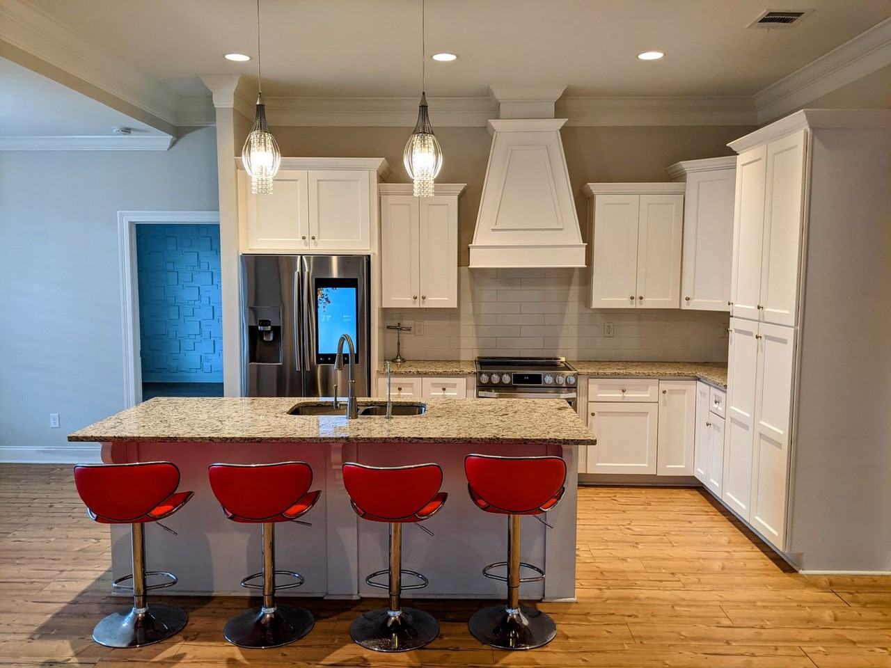 303 Sleepy Brook Rd - Photo 4 of 22