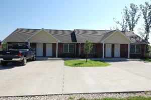 featured image of 2000 Highway E