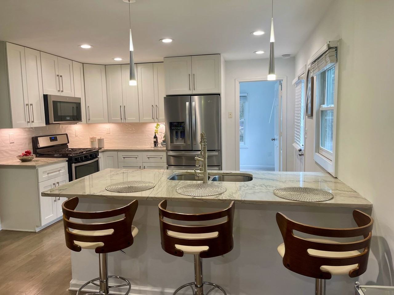 1086 Edgefield Dr Sw - Photo 6 of 23