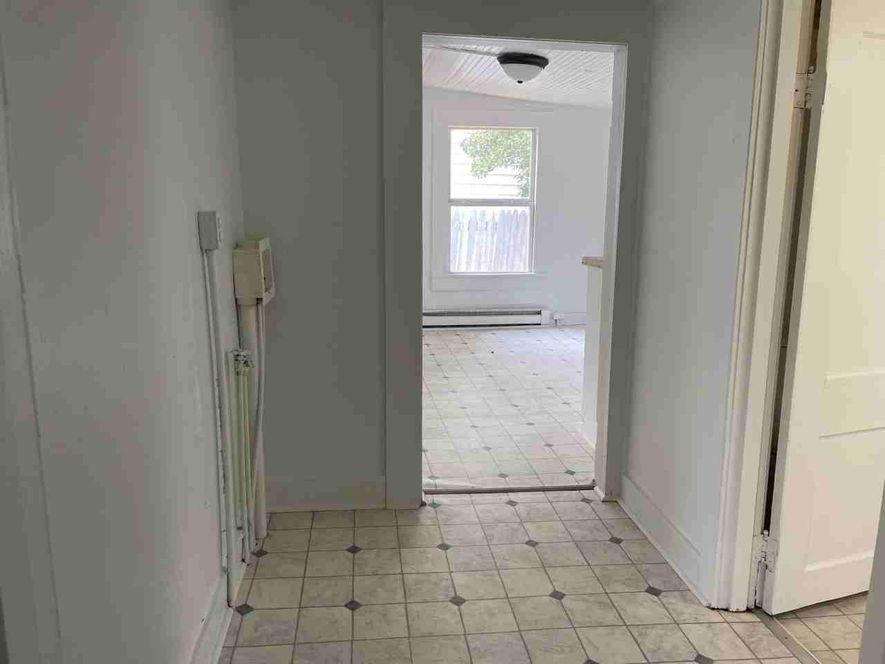 2127 Hanover St - Photo 3 of 8