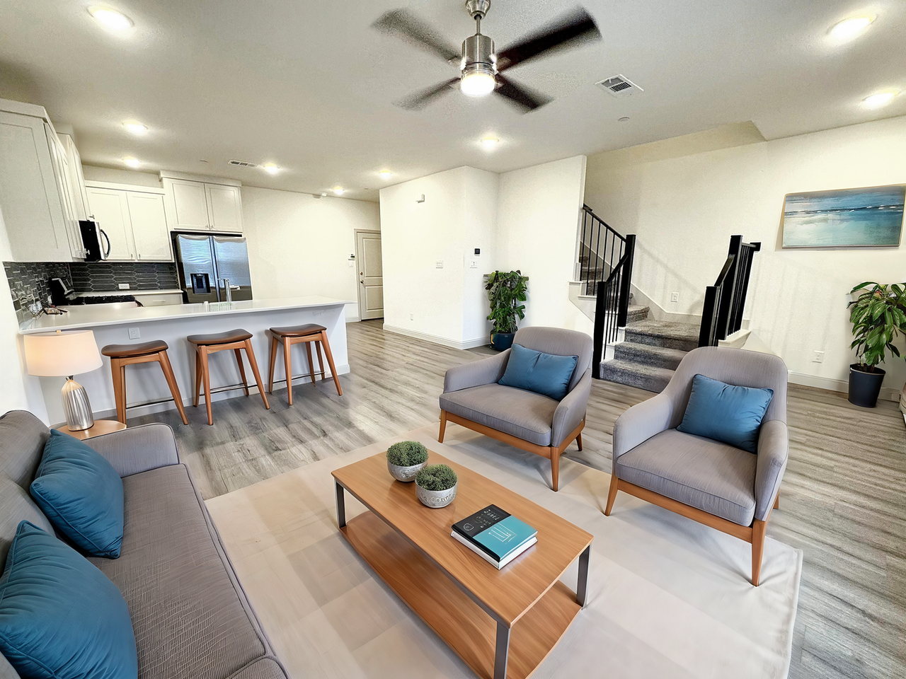 4517 Bishop St - Photo 3 of 42