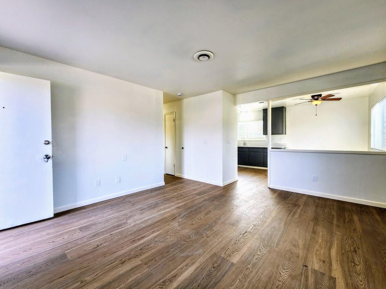 4440 Yukon Dr - Photo 5 of 40