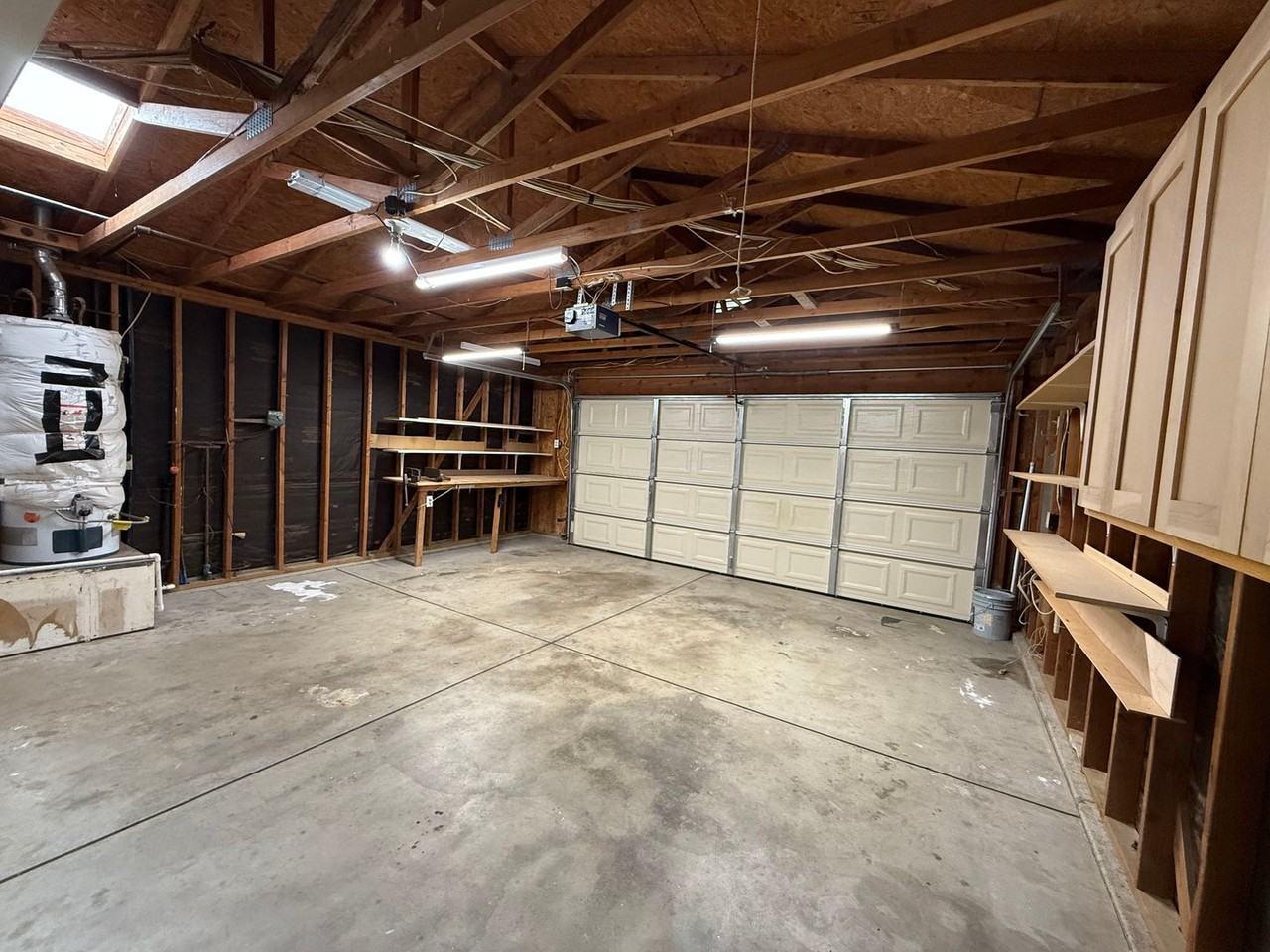 345 Black Hawk Way - Photo 2 of 21