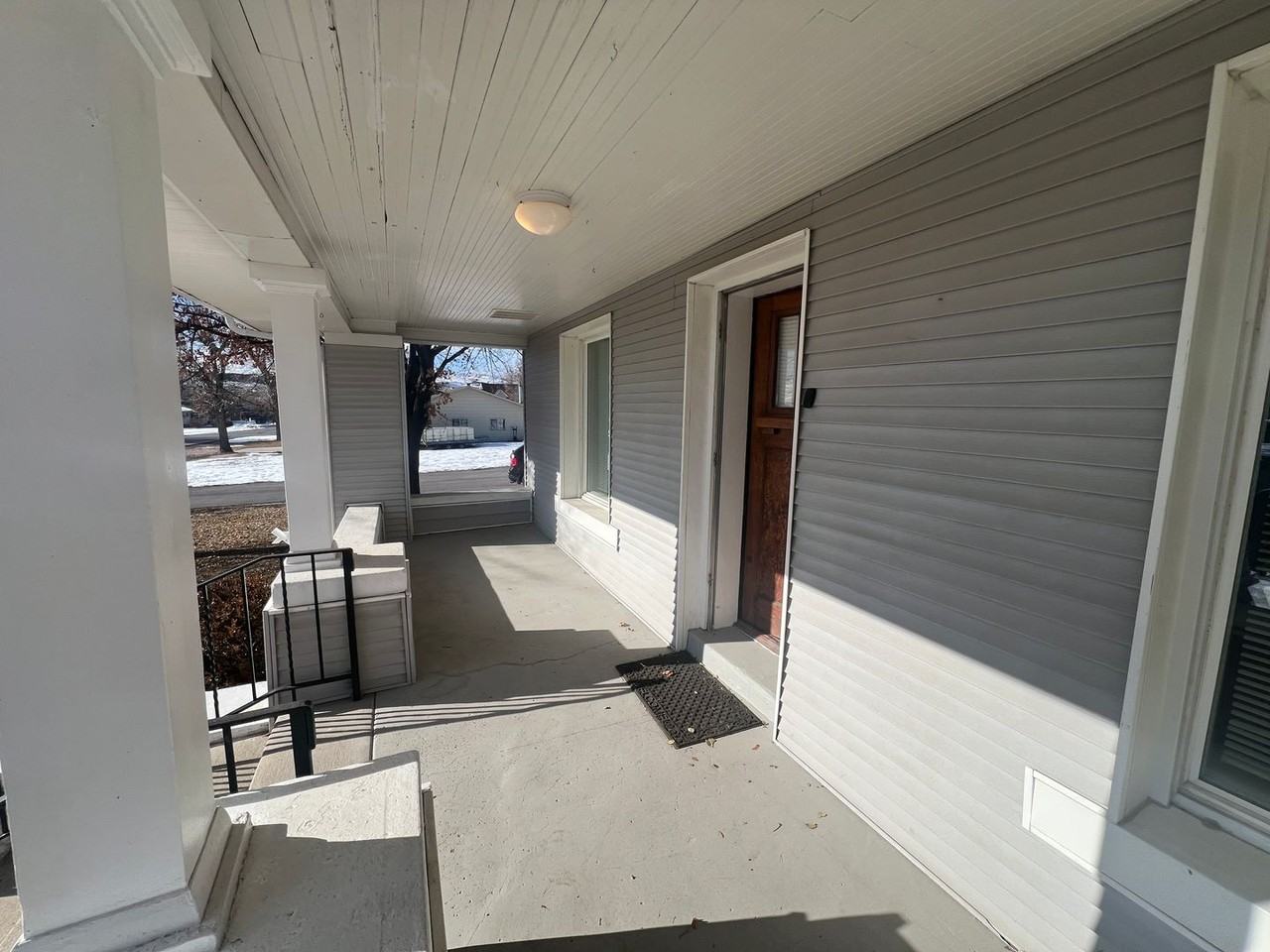 145 E 100 S - Photo 4 of 31