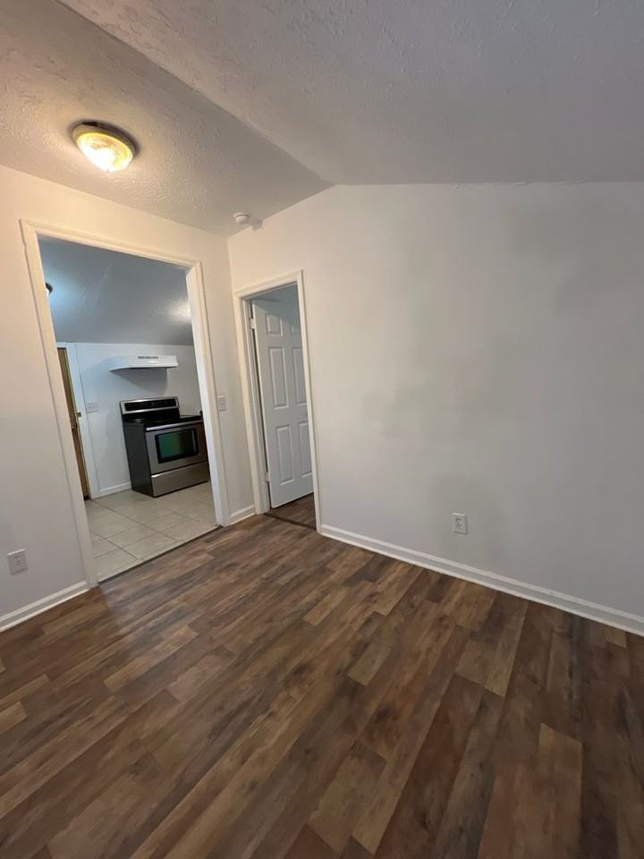 N Russell St - Photo 7 of 19