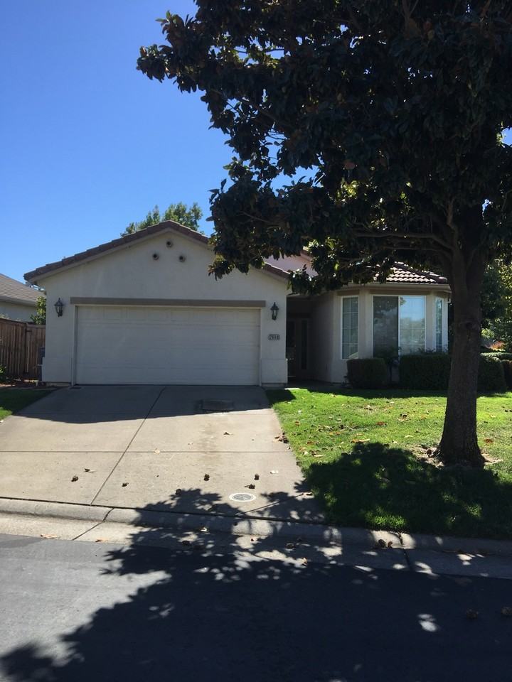 2600 Coldwater Ct - Photo 2 of 2