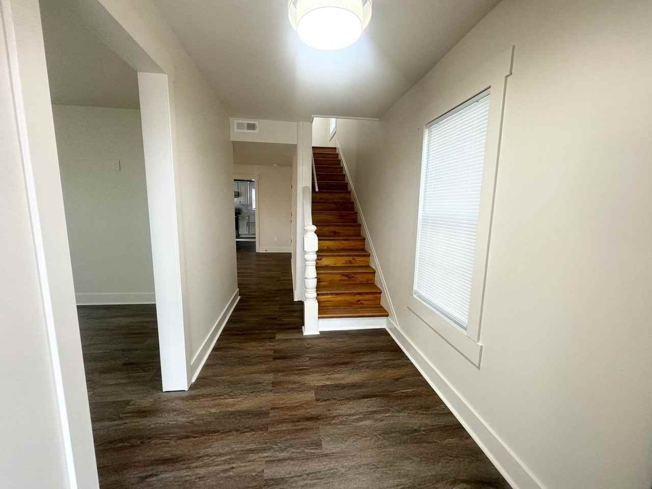 505 Pearl St - Photo 2 of 15