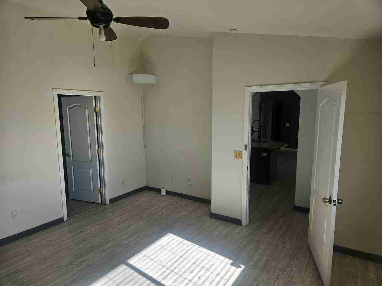 23089 Pahute Rd - Photo 6 of 20