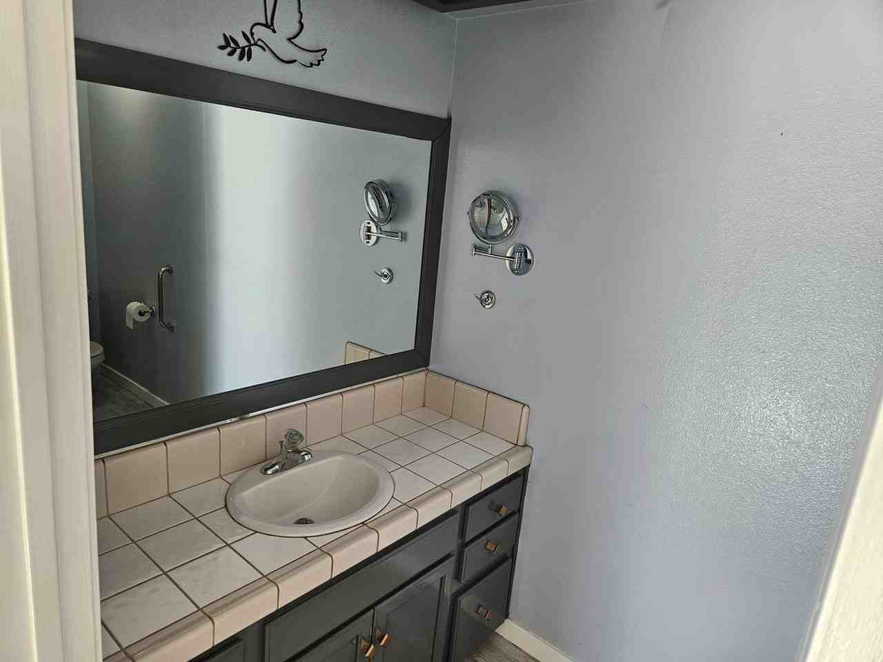 23089 Pahute Rd - Photo 7 of 20