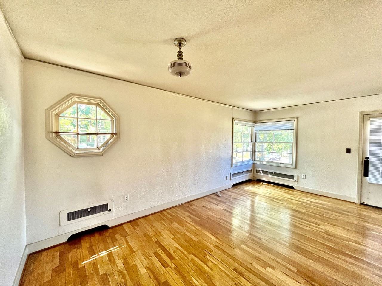 1089 E 19th Ave - Photo 3 of 16