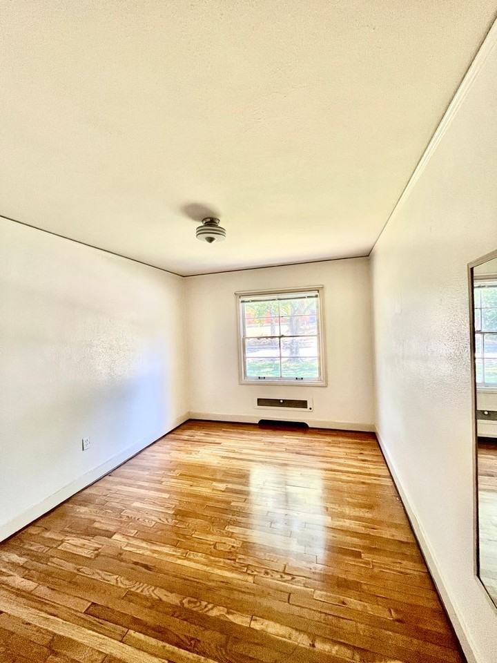 1089 E 19th Ave - Photo 6 of 16