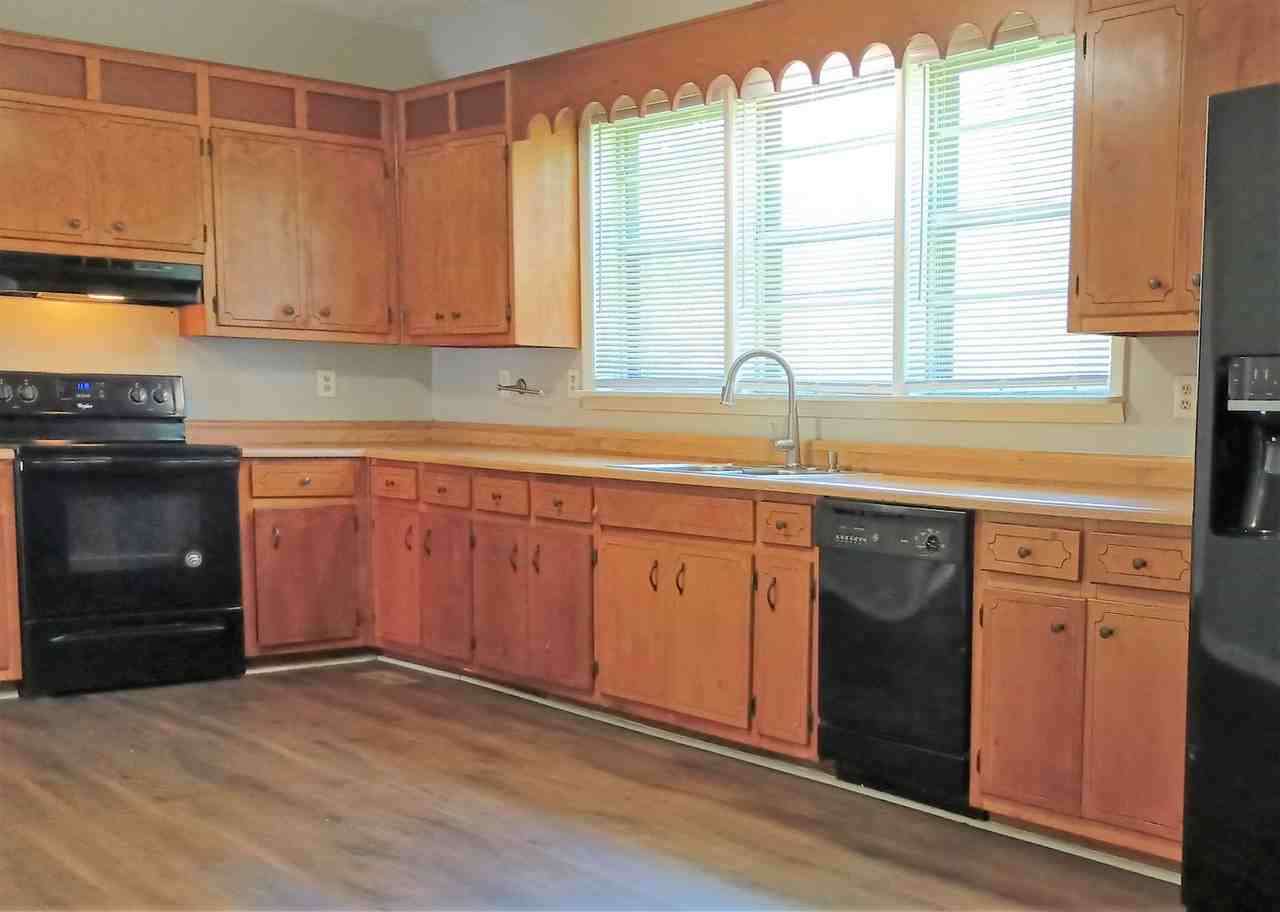 816 Byrd Rd Se - Photo 5 of 21