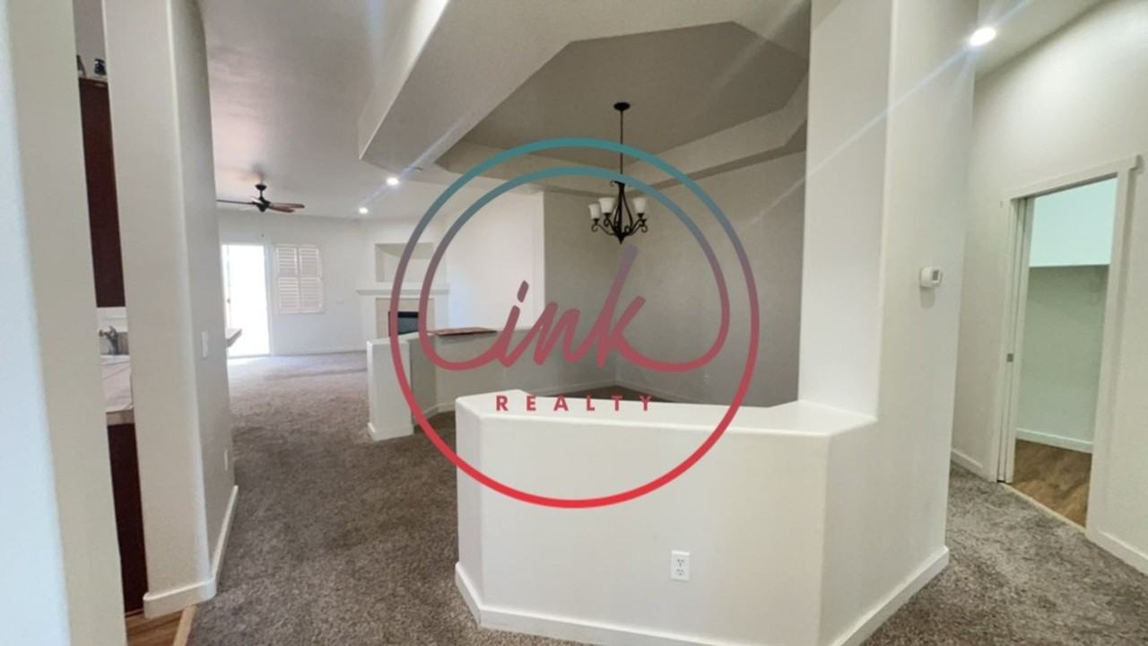 1148 Oasis Park Dr - Photo 3 of 15