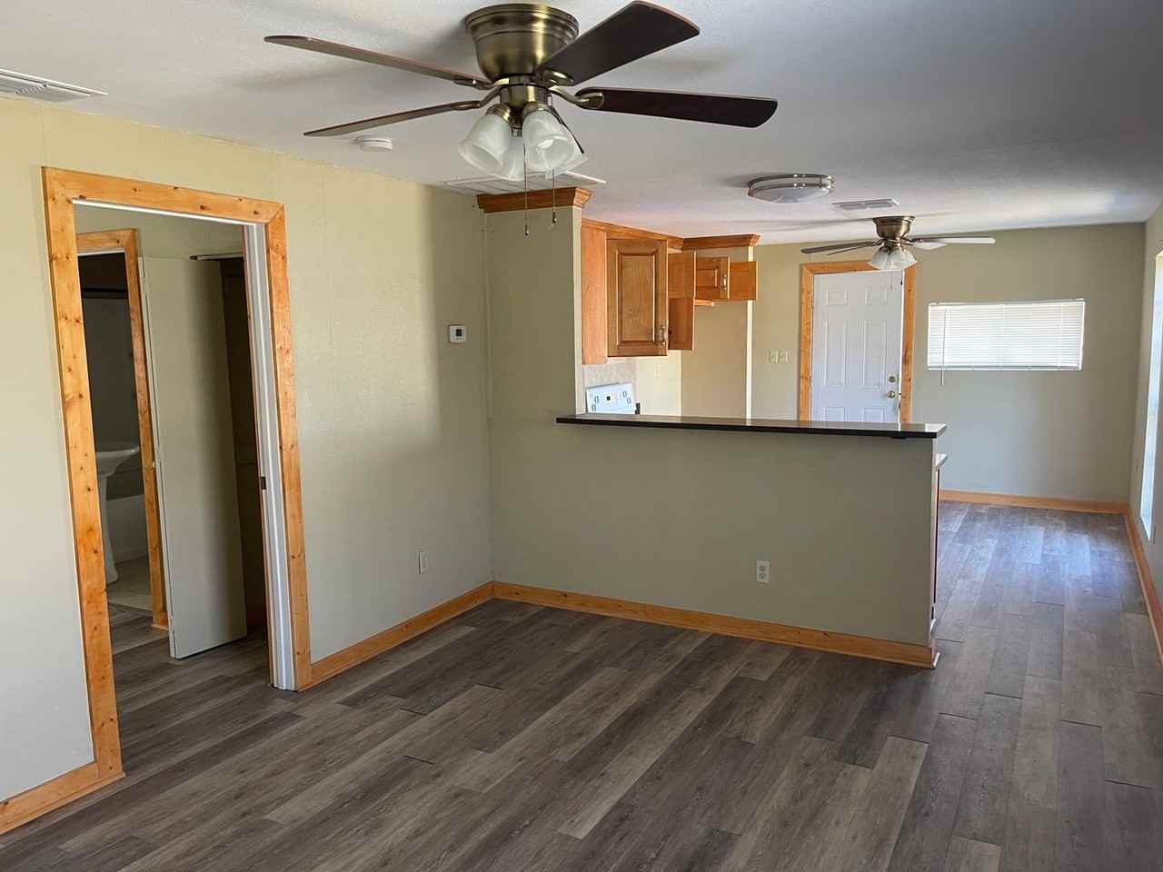 5225 Bonner Dr - Photo 3 of 9