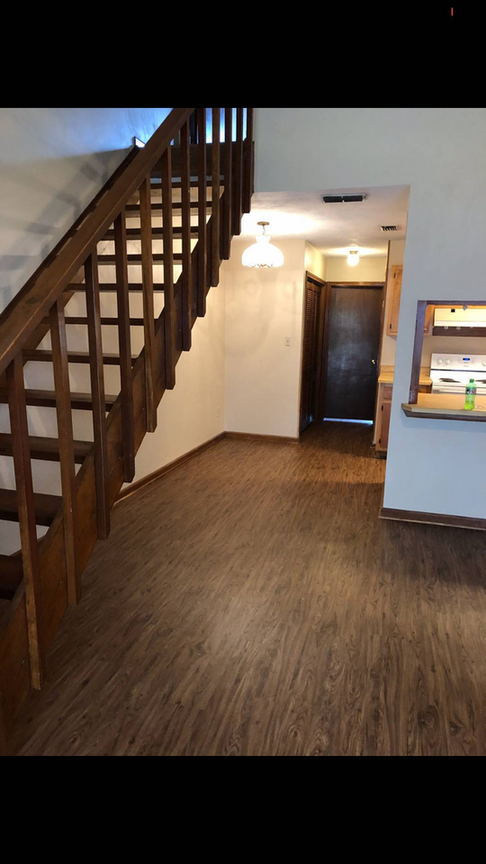 343 Whetherbine Way E - Photo 3 of 9