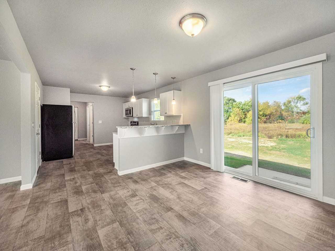 94 Bentwood Dr - Photo 5 of 25