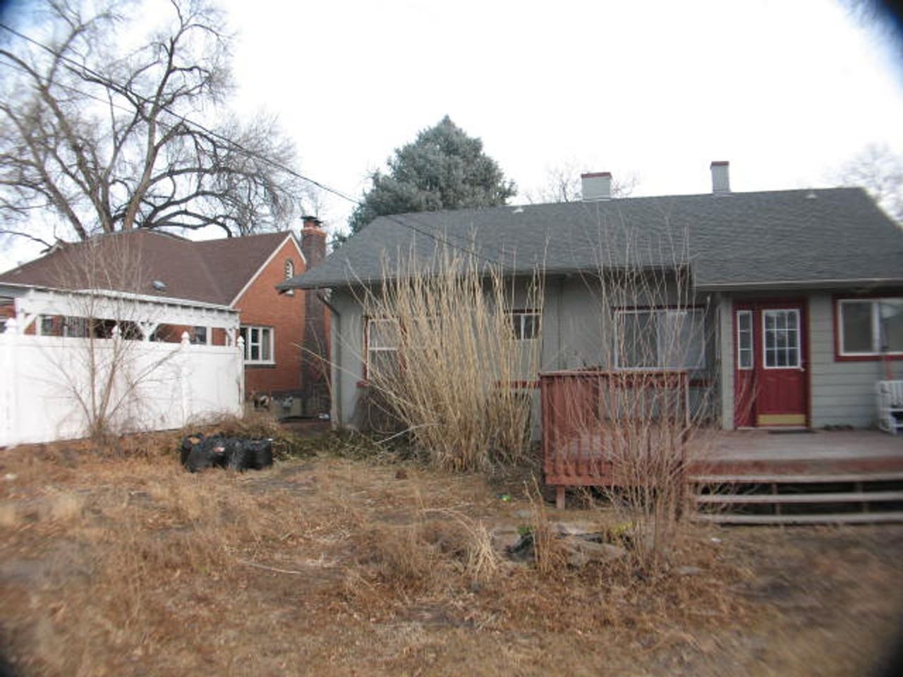 2323 N Elizabeth St - Photo 2 of 19