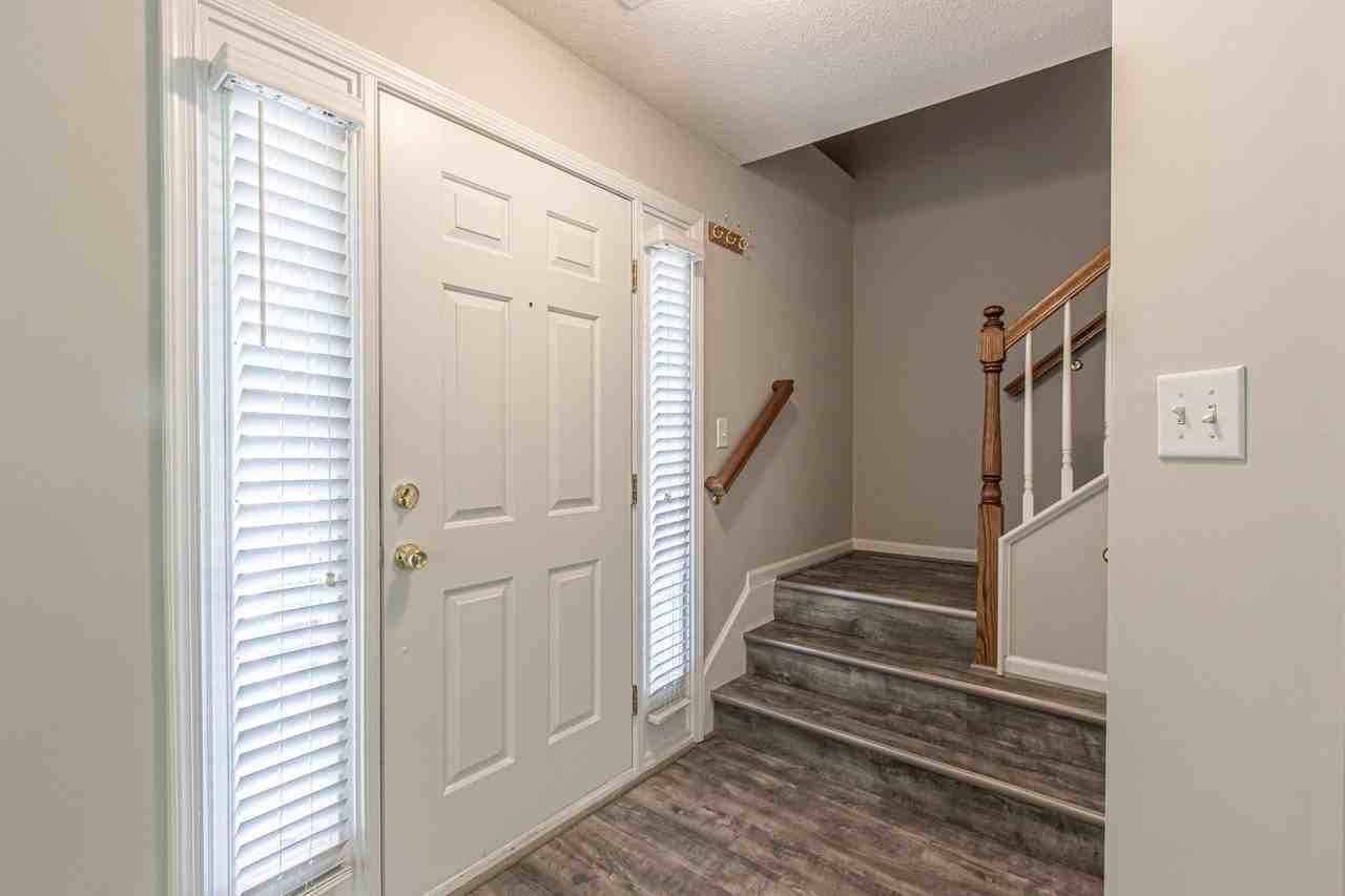 906 Settlement Dr - Photo 2 of 16