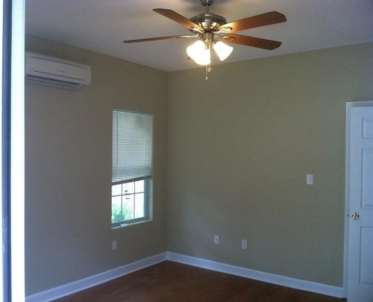 215 N Lipona Rd - Photo 7 of 8