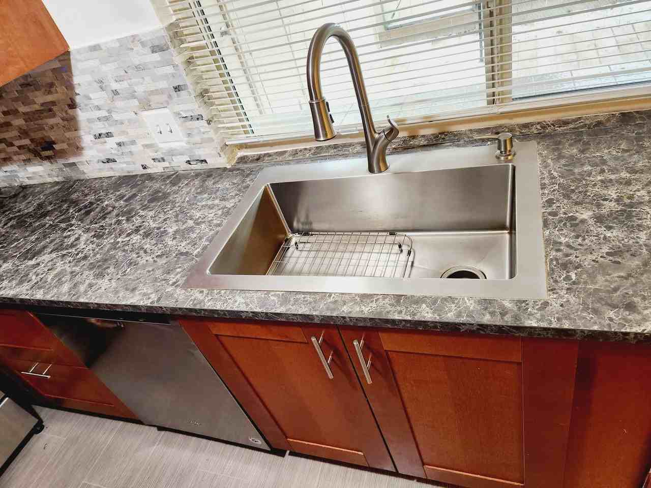 6060 Via Casitas - Photo 7 of 18