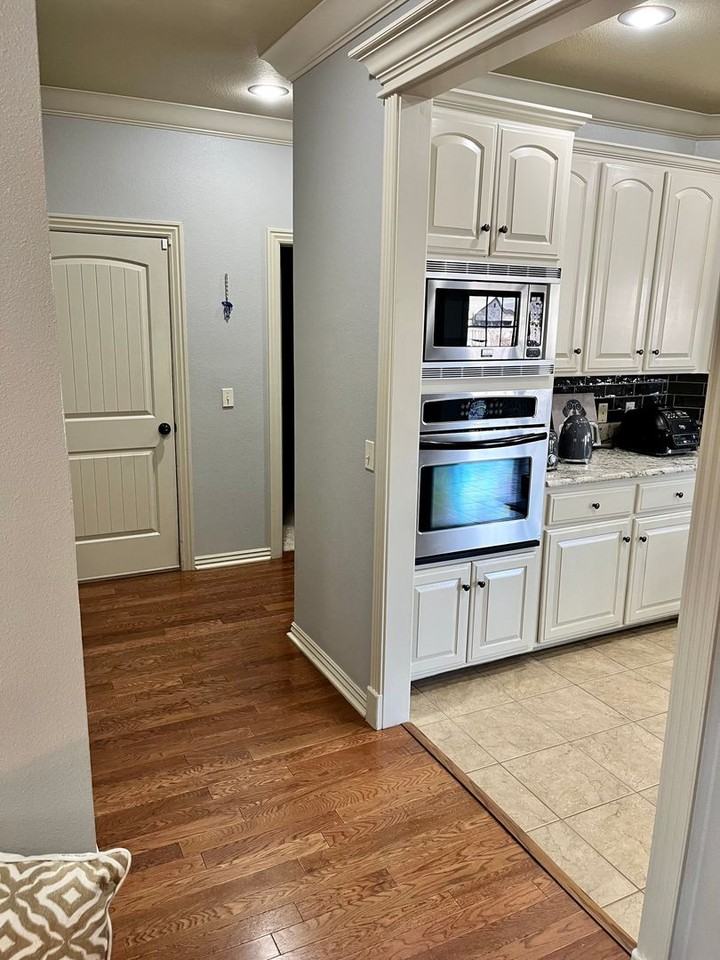 2311 S Mont Blanc Ave - Photo 3 of 22