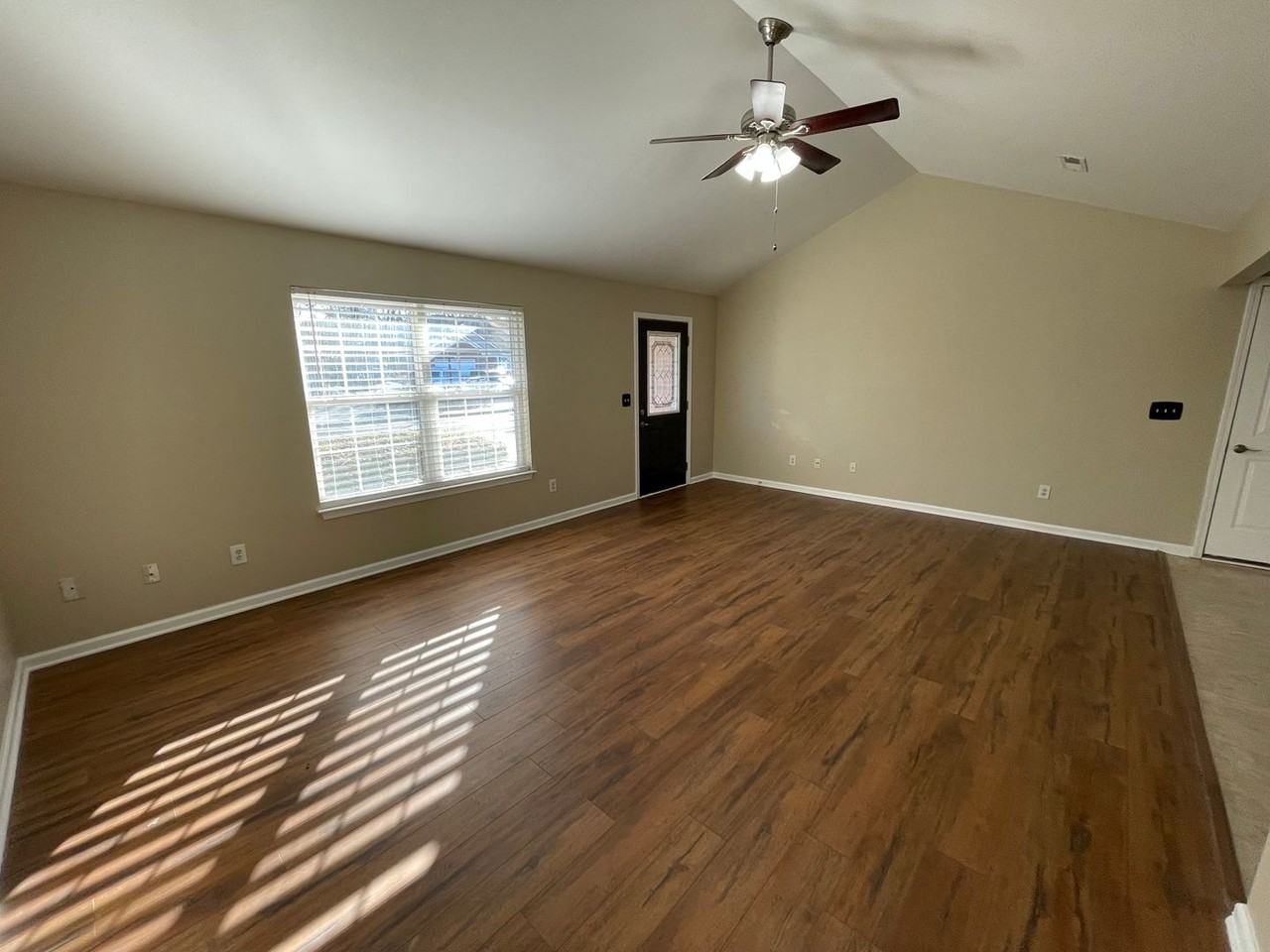 21 Westbury Dr Nw - Photo 3 of 29