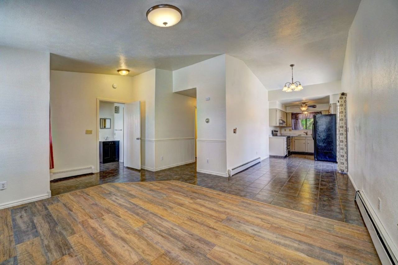 2719 B Rd - Photo 4 of 23