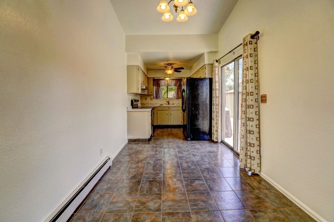 2719 B Rd - Photo 6 of 23