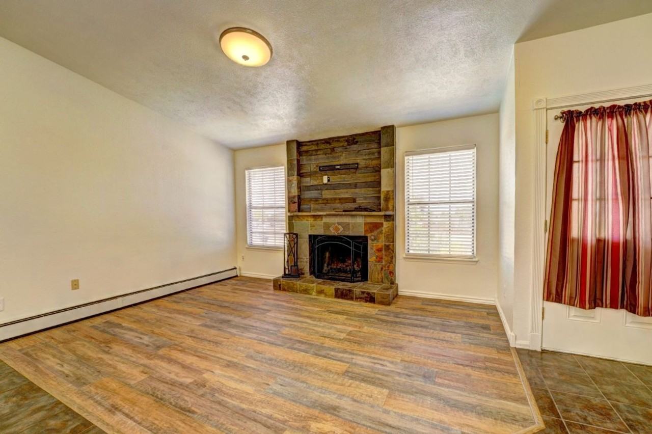 2719 B Rd - Photo 7 of 23