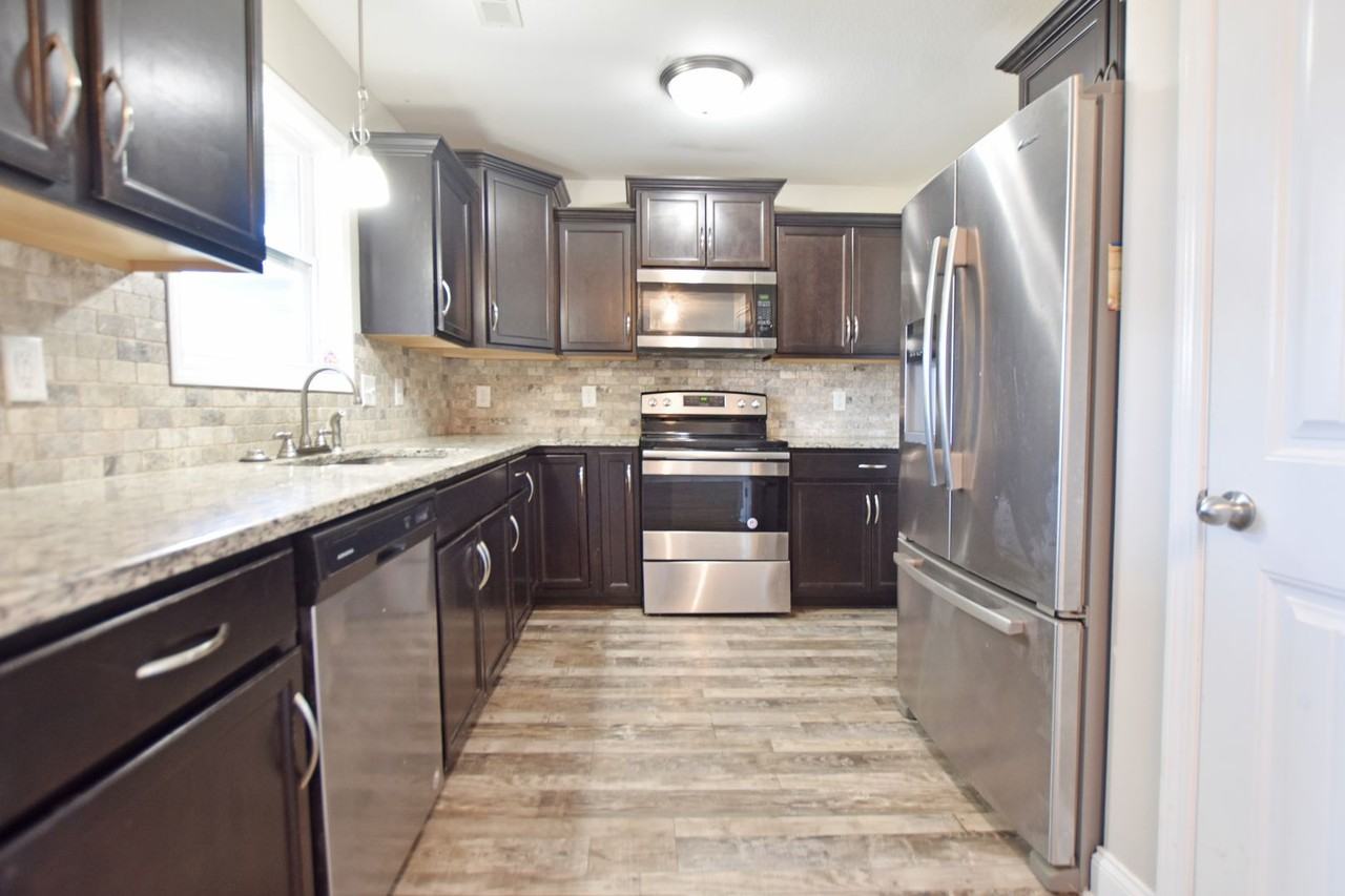 2921 Feng Way - Photo 5 of 14