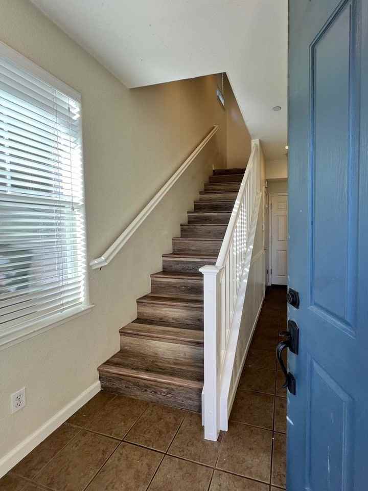 2225 Alysheba Ct - Photo 2 of 21