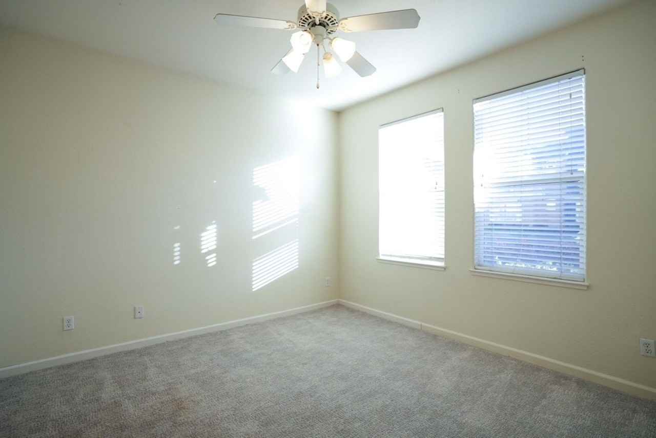 2225 Alysheba Ct - Photo 3 of 21