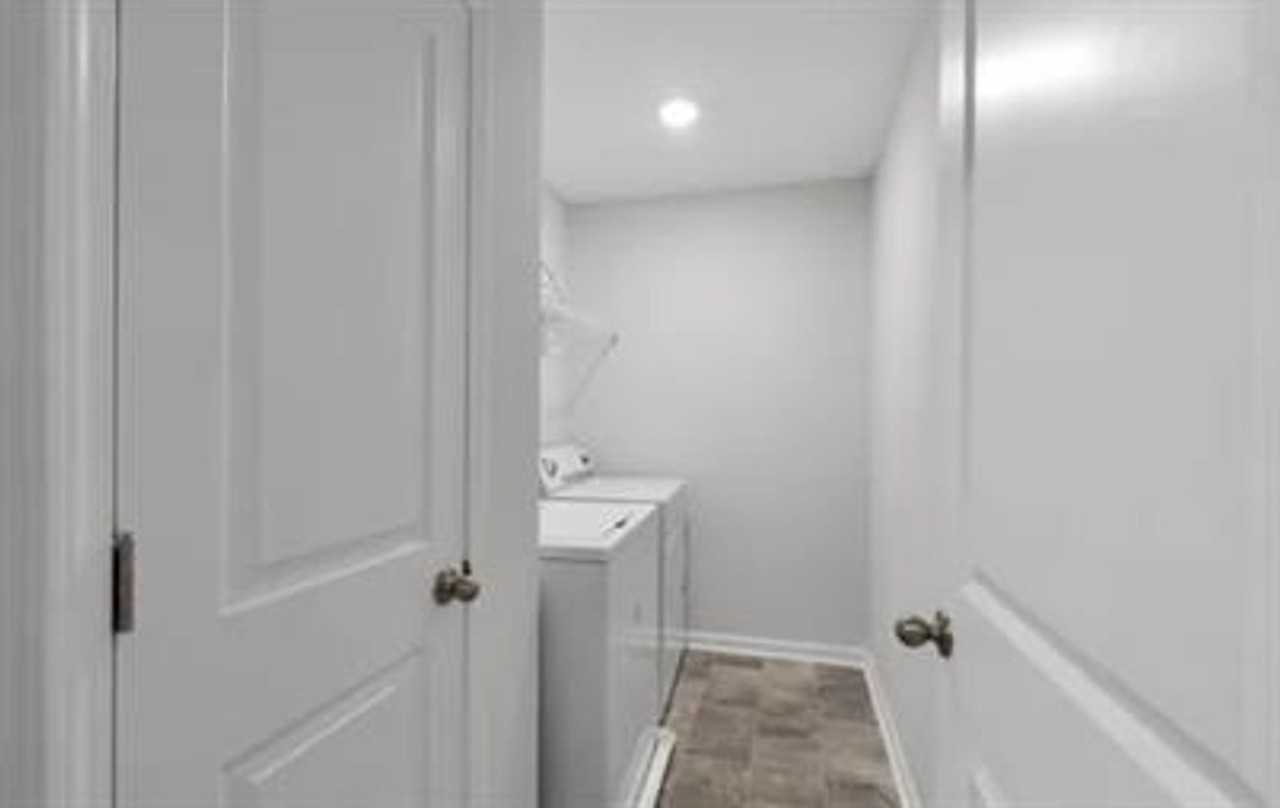 113 Riverport Dr - Photo 7 of 22