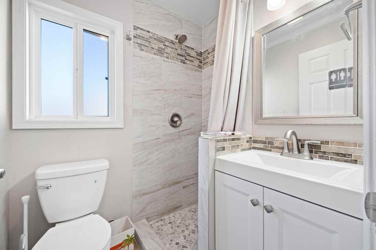 Fullerton Ave - Photo 6 of 15