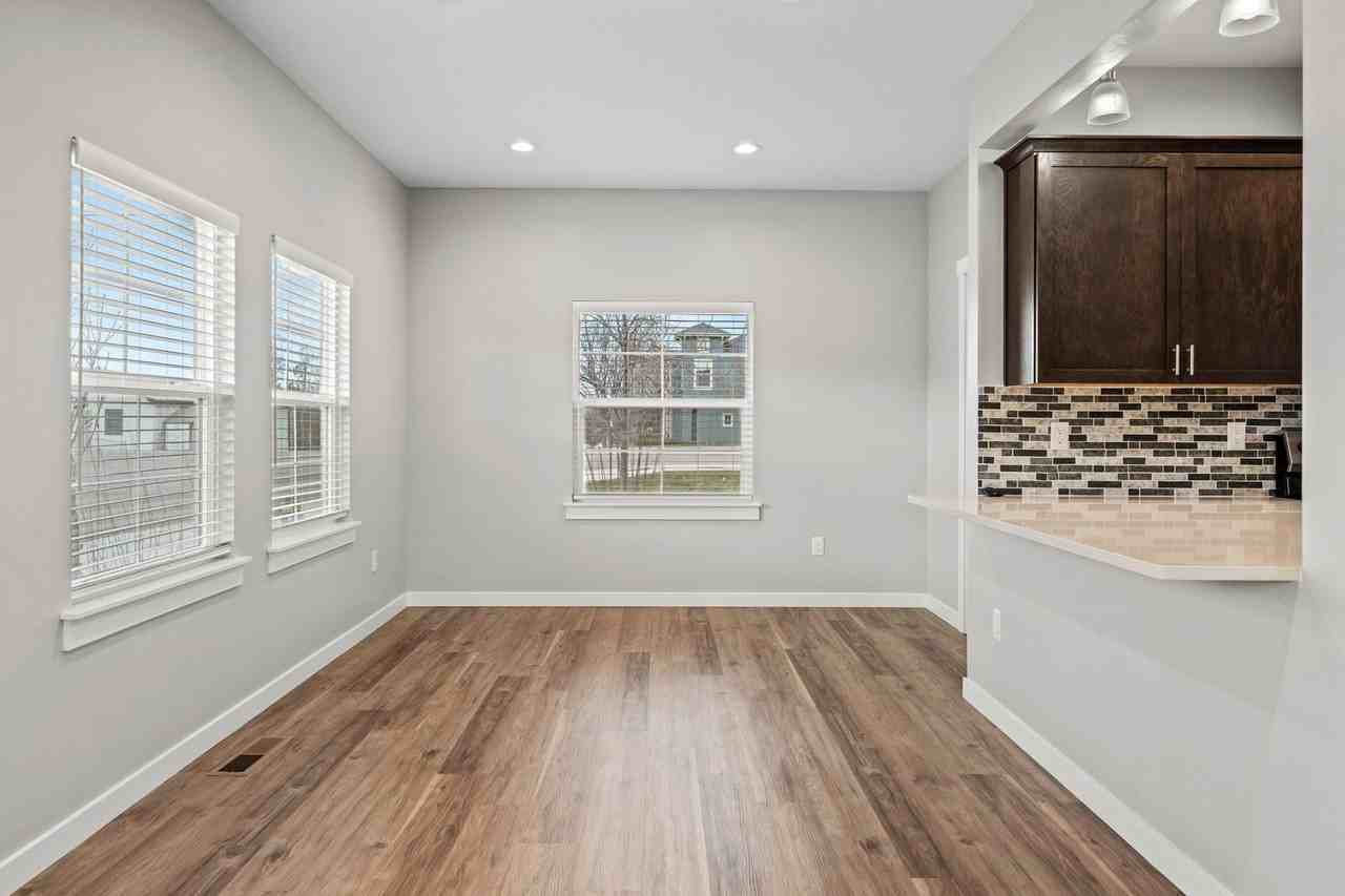4980 W Targee St - Photo 3 of 26