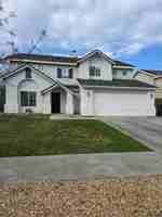 featured image of 647 Vista Ct