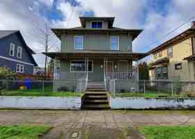featured image of 4037 N Gantenbein Ave