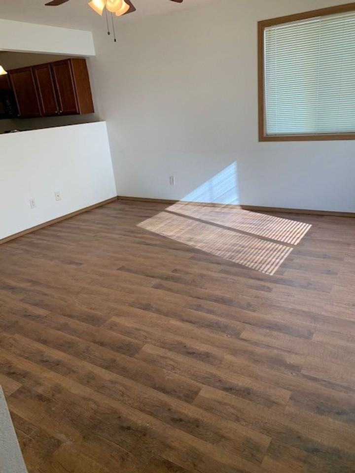 335 Arianna Bldg - Photo 4 of 23