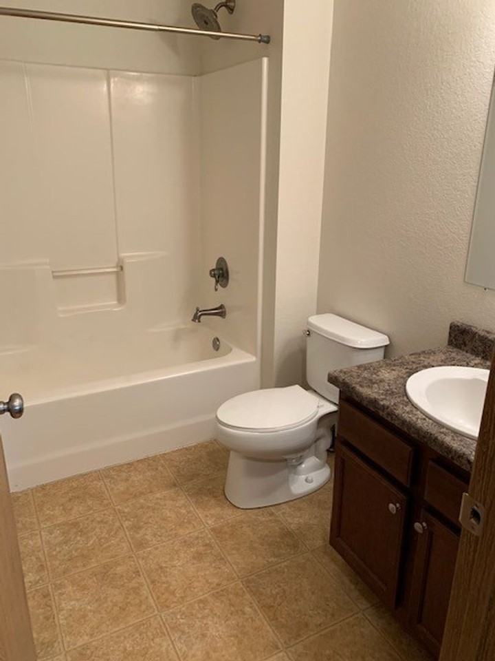 335 Arianna Bldg - Photo 5 of 23