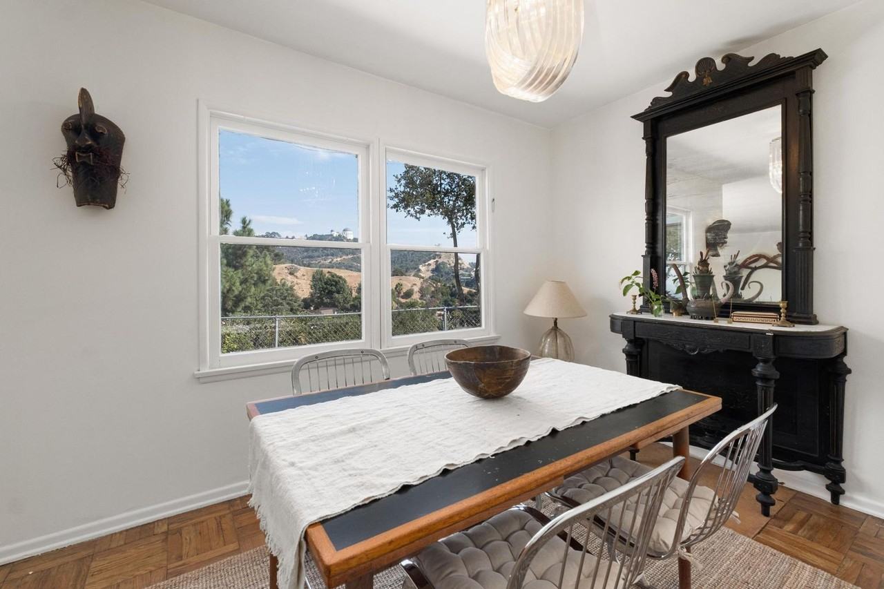 2294 Mountain Oak Dr - Photo 3 of 35