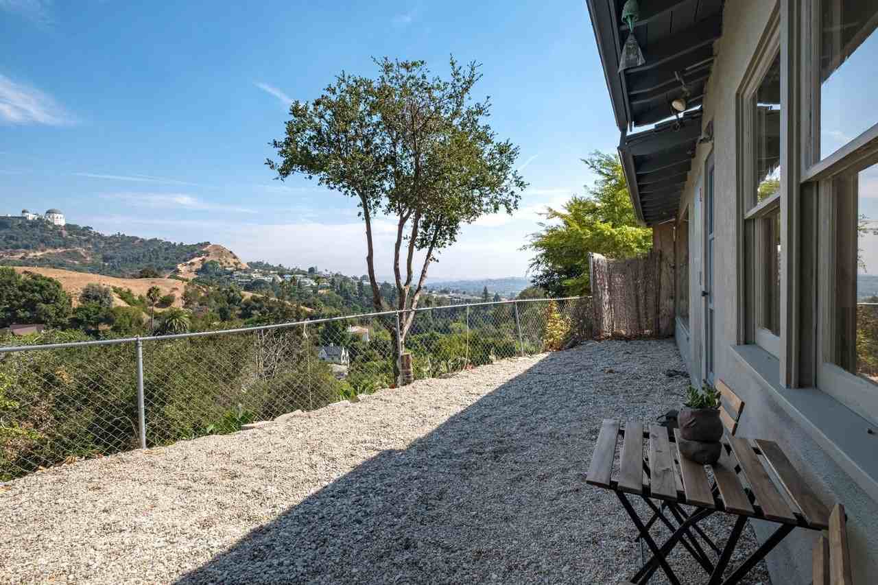 2294 Mountain Oak Dr - Photo 6 of 35