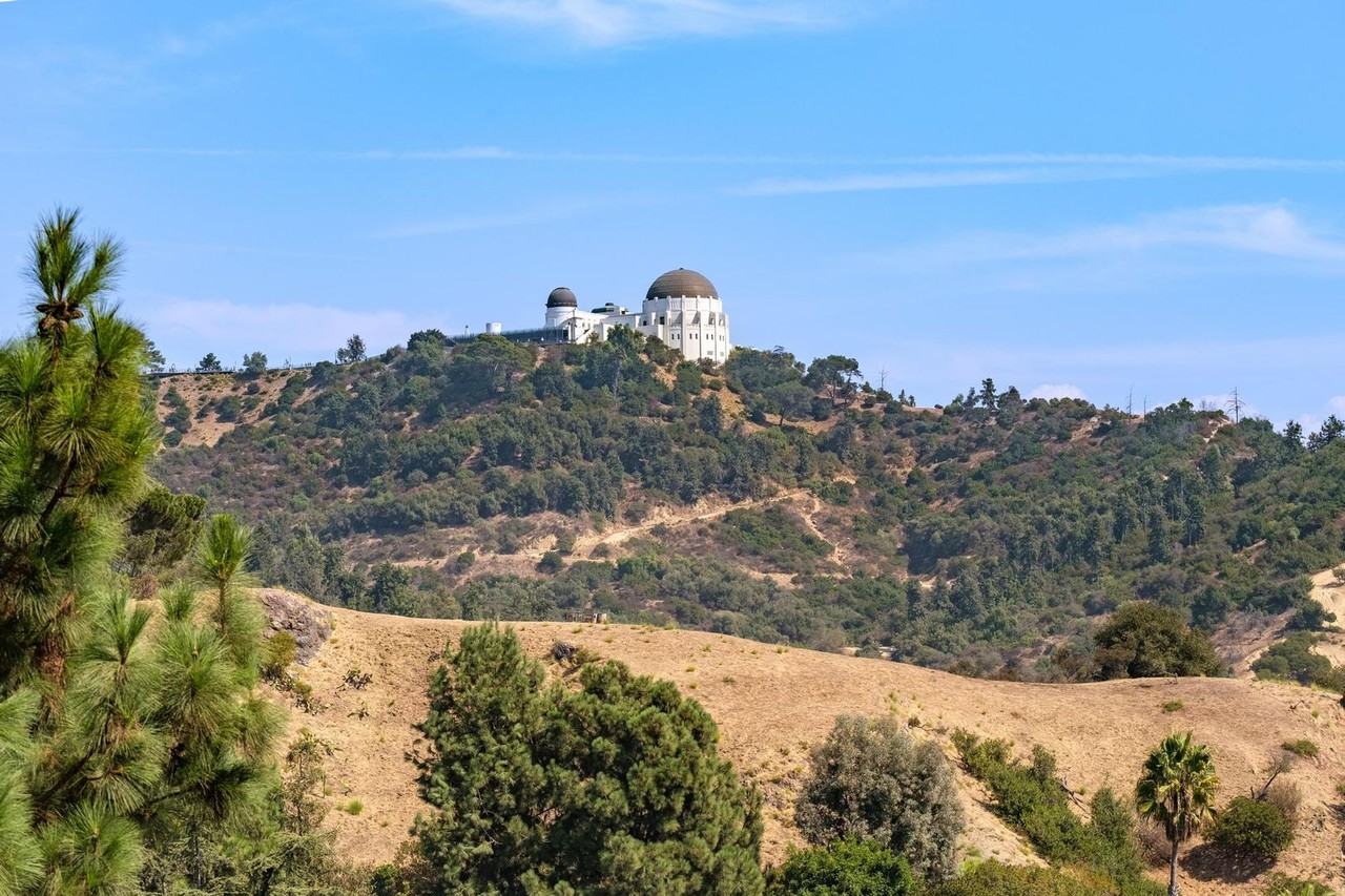 2294 Mountain Oak Dr - Photo 7 of 35