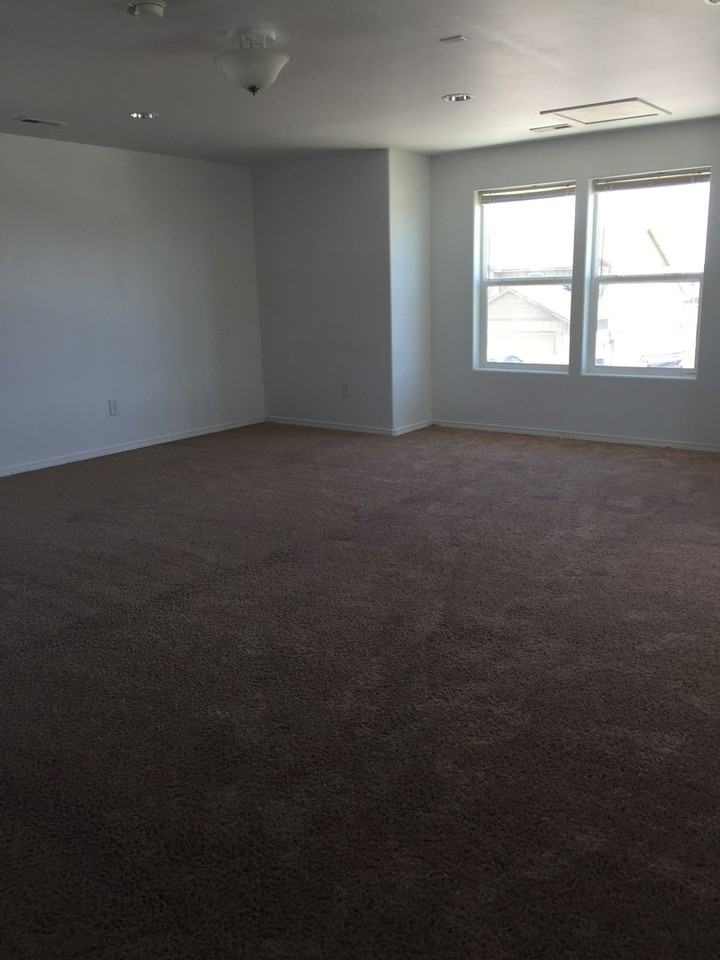 610 Florida St - Photo 5 of 18