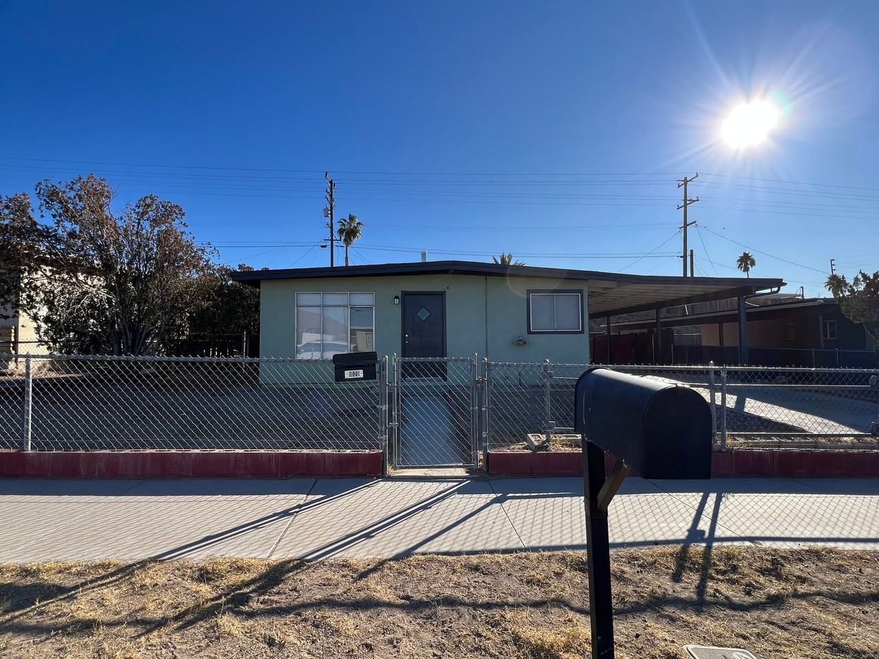 1020 Taos Dr - Photo 3 of 34
